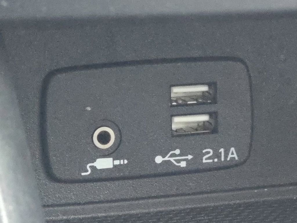 Used 2021 Subaru Crosstrek 2.0i Premium image 29