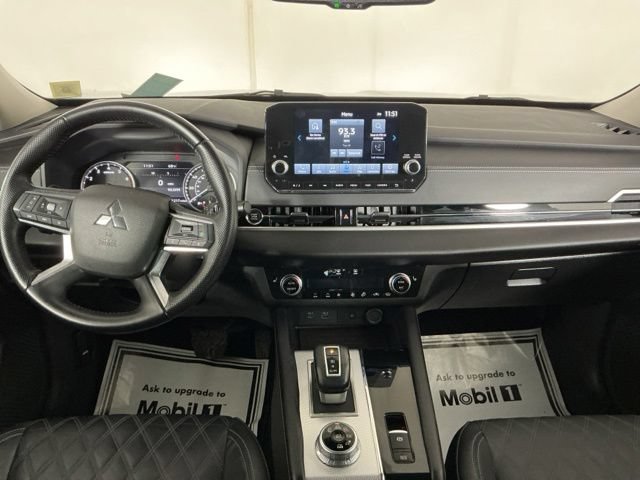 Used 2022 Mitsubishi Outlander SEL AWD/4WD image 18