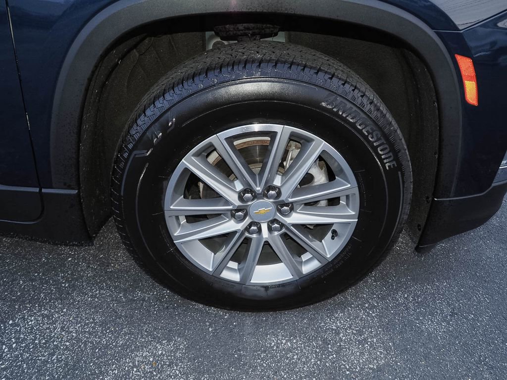 Certified 2023 Chevrolet Traverse LT image 35
