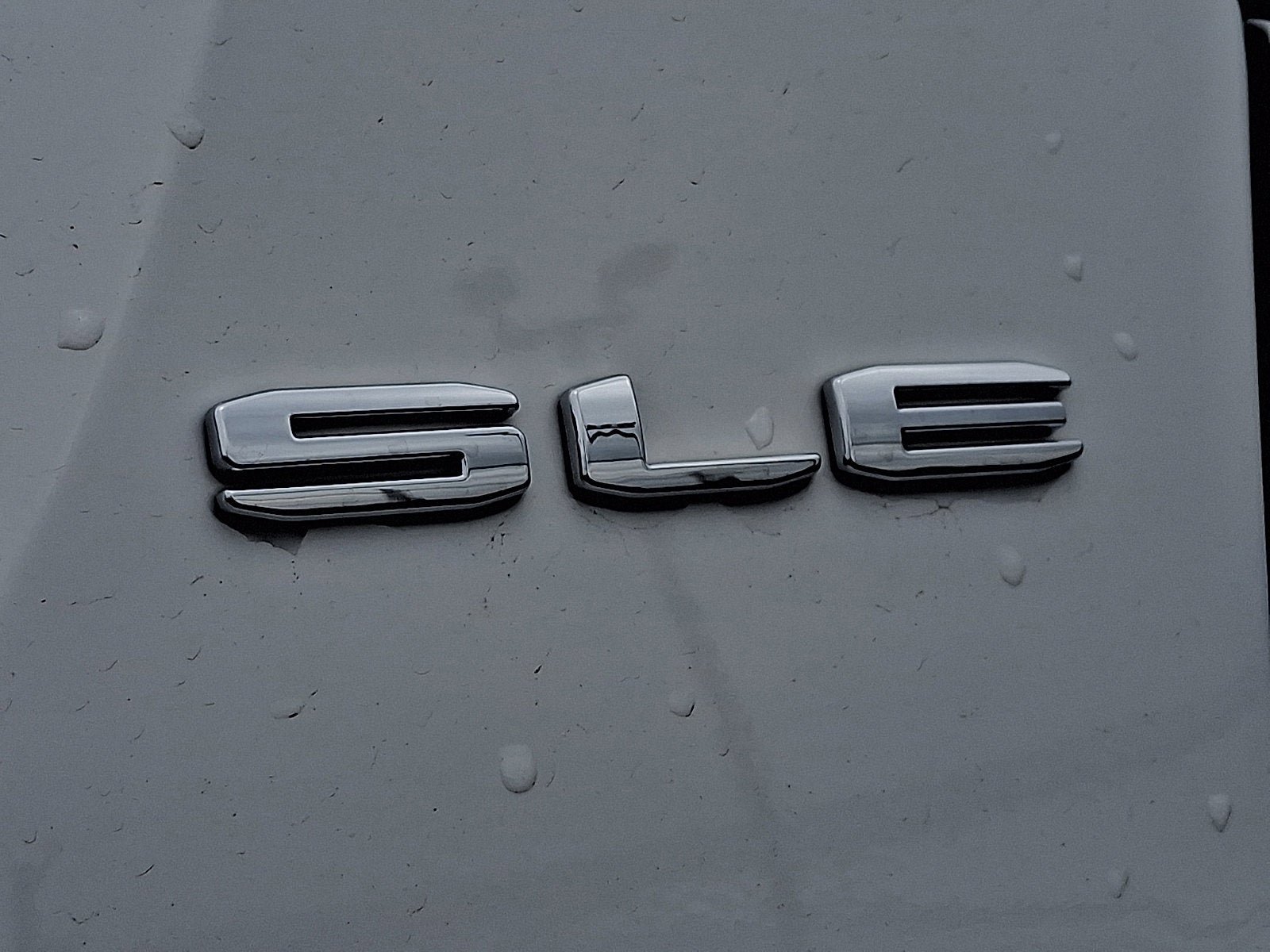 Used 2023 GMC Acadia SLE w/ Driver Convenience Package AWD/4WD image 34