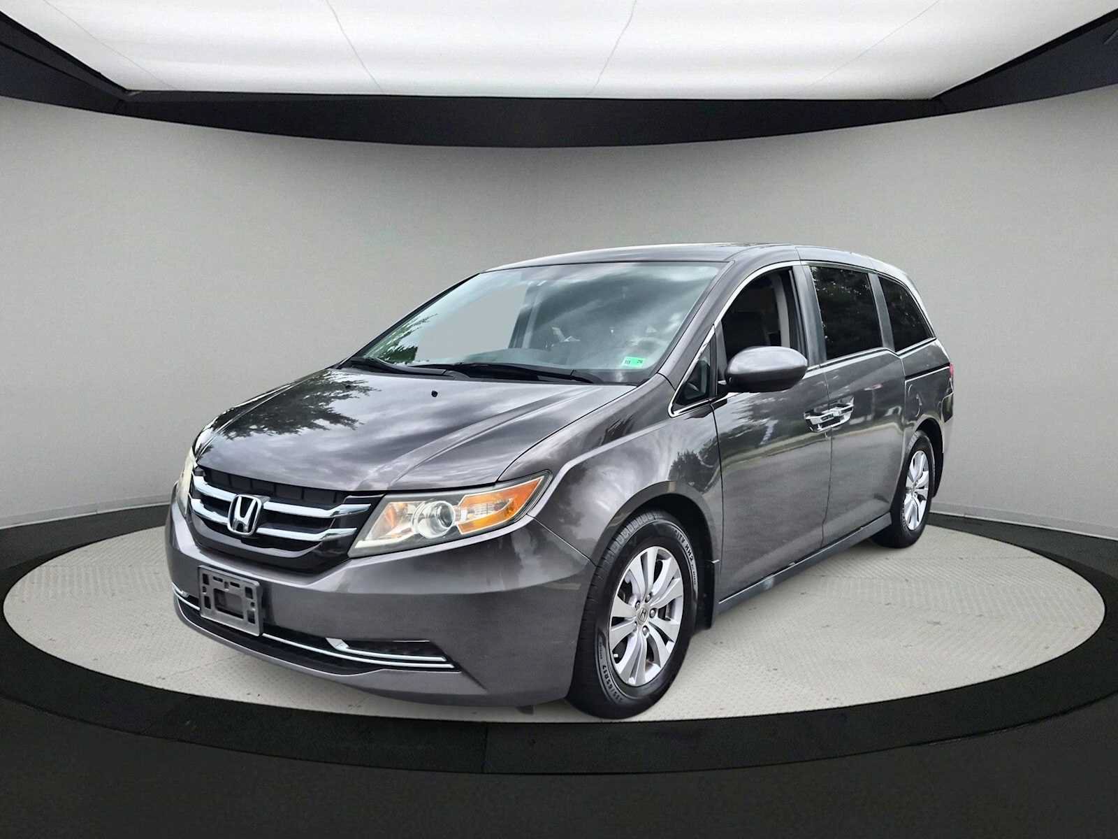 Used 2015 Honda Odyssey EX image 4