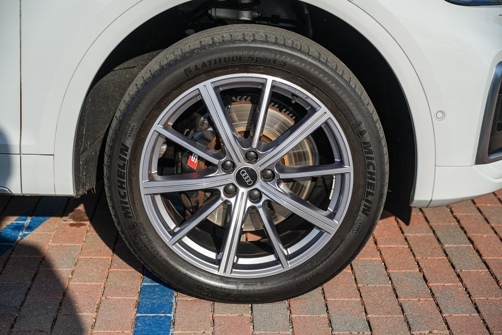 Used 2023 Audi SQ5 Prestige w/ Prestige Package image 11