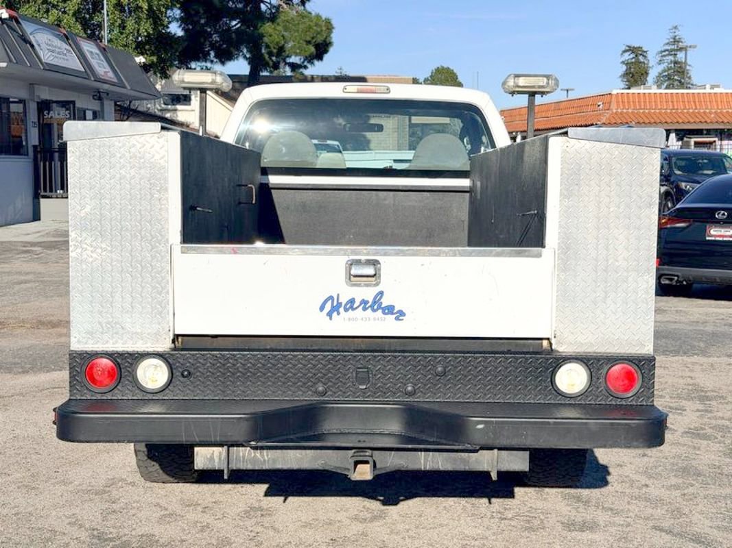 Used 2008 Ford F350 XL image 5