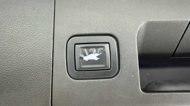 Used 2019 Cadillac XT5 FWD image 35