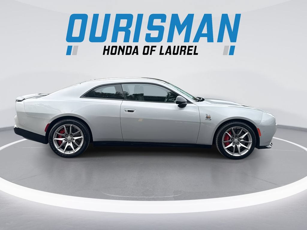 Used 2024 Dodge Charger Daytona Scat Pack w/ Plus Group AWD/4WD image 9