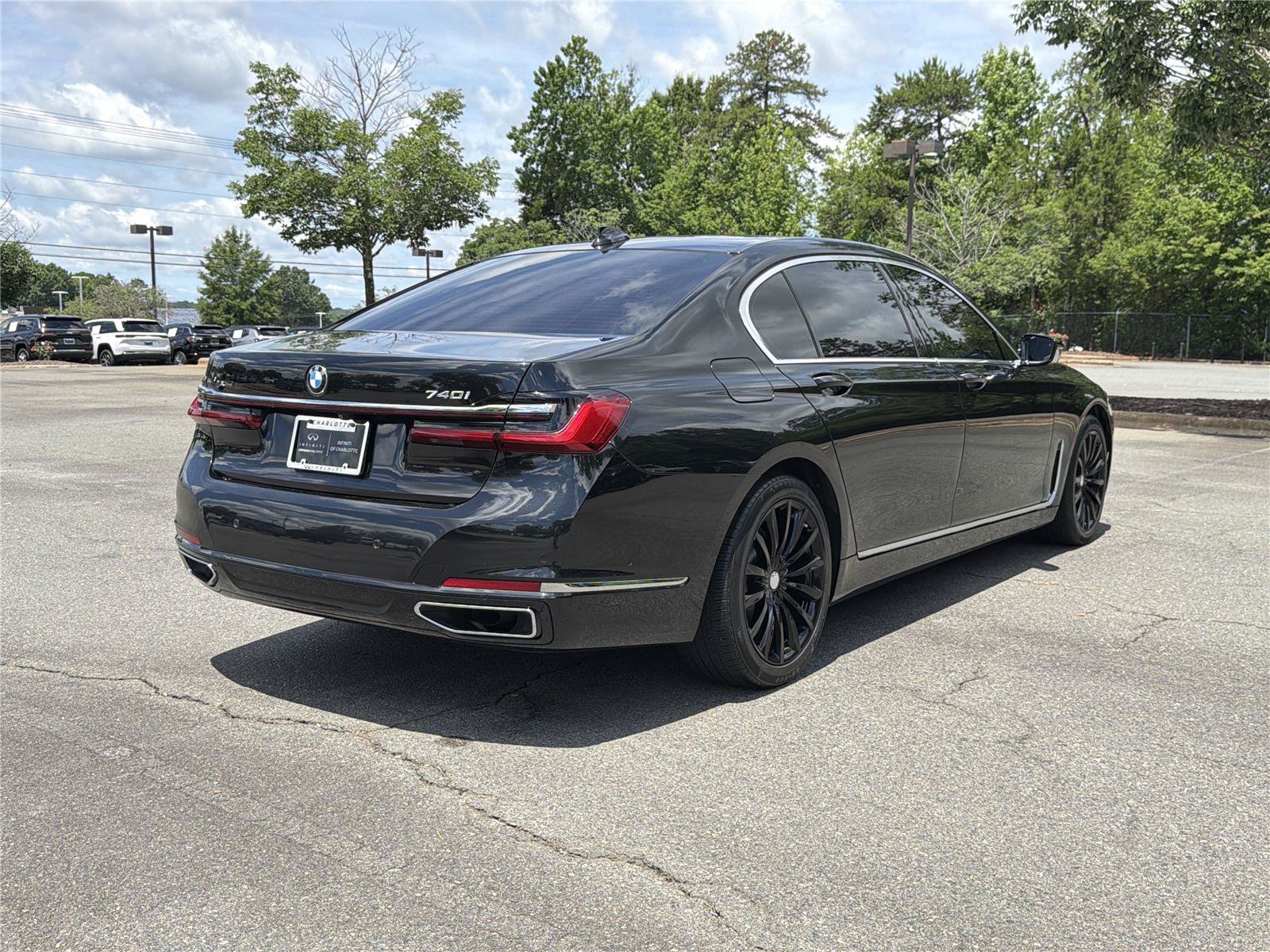 Used 2020 BMW 740i xDrive w/ Premium Package AWD/4WD image 28