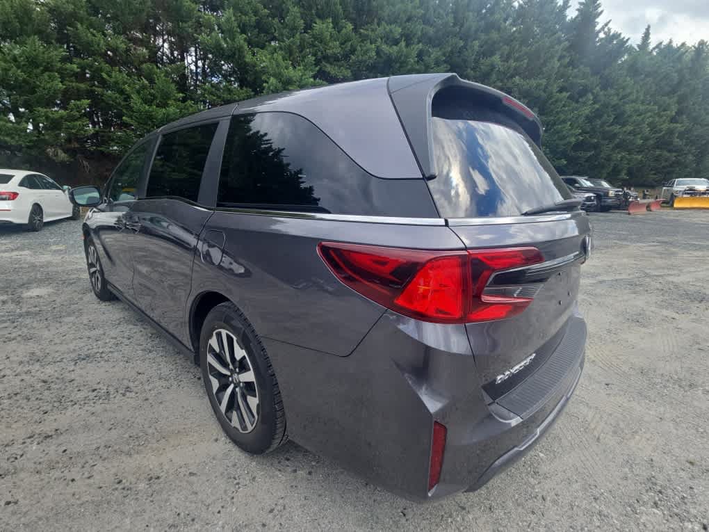 Certified 2025 Honda Odyssey EX-L image 11