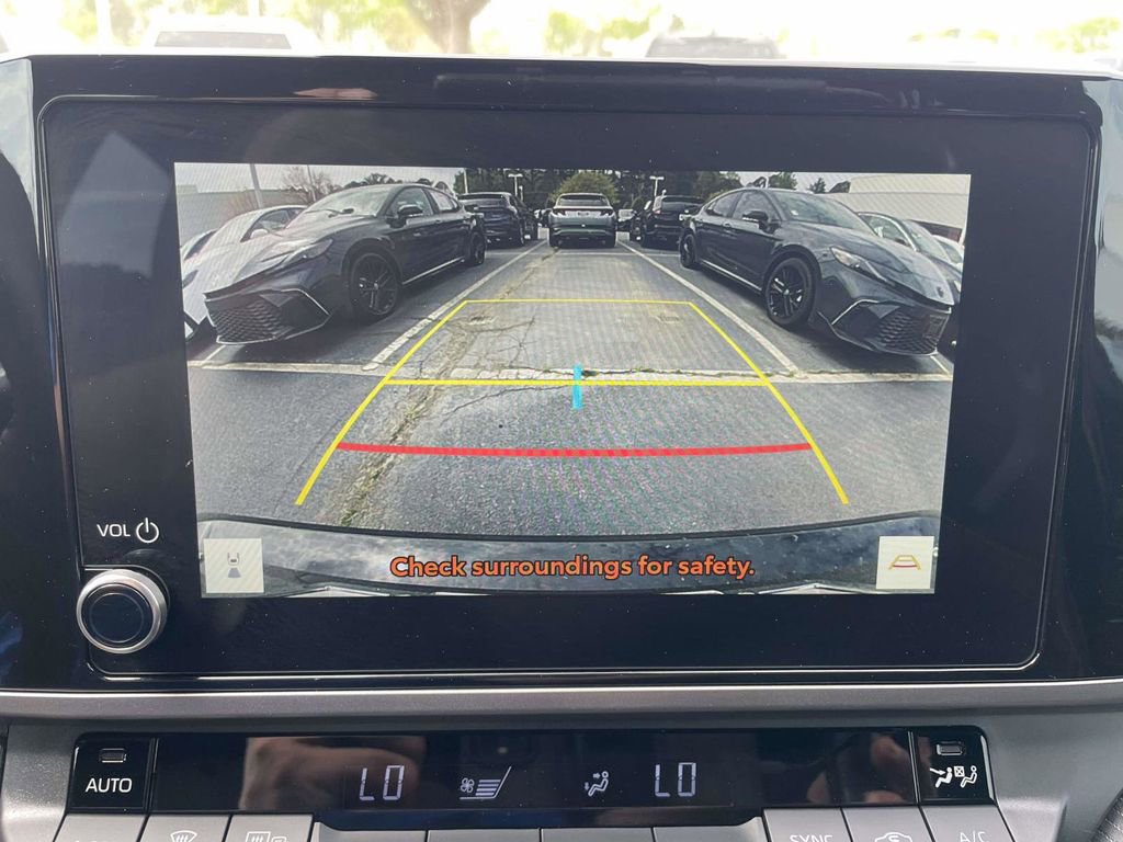 Used 2026 Toyota Camry SE w/ Convenience Package FWD image 40