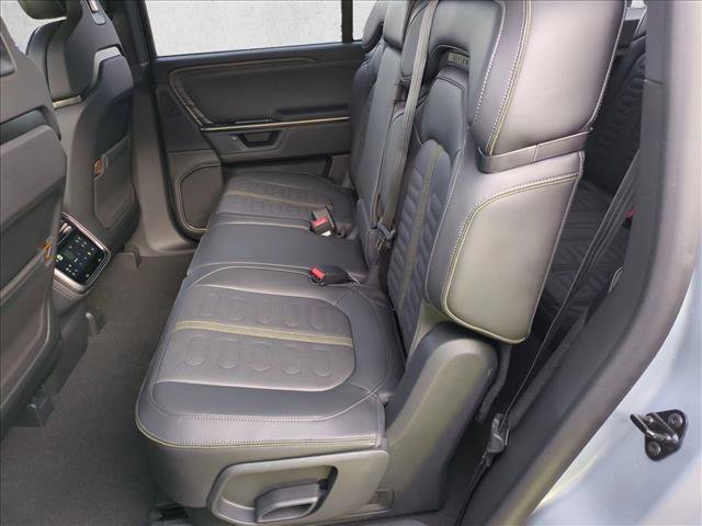 Used 2026 Rivian R1S Adventure image 19