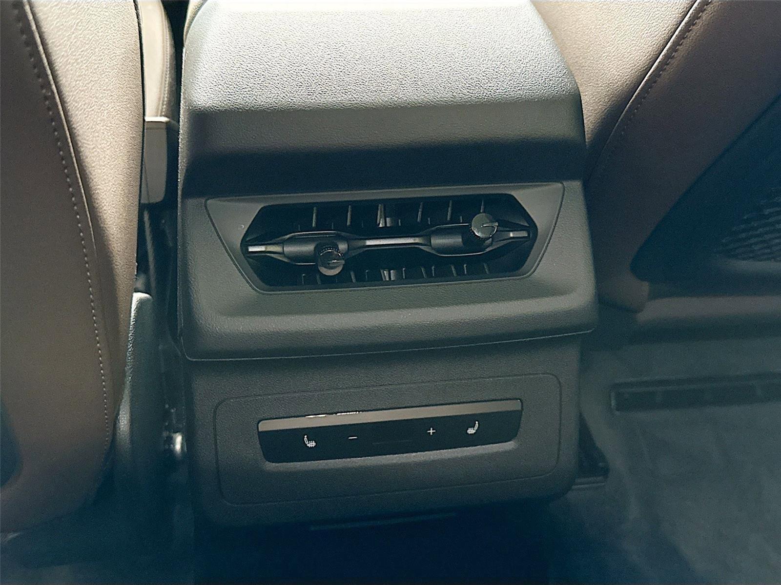 Certified 2025 Audi A6 e-tron Premium w/ Ultra Package image 26