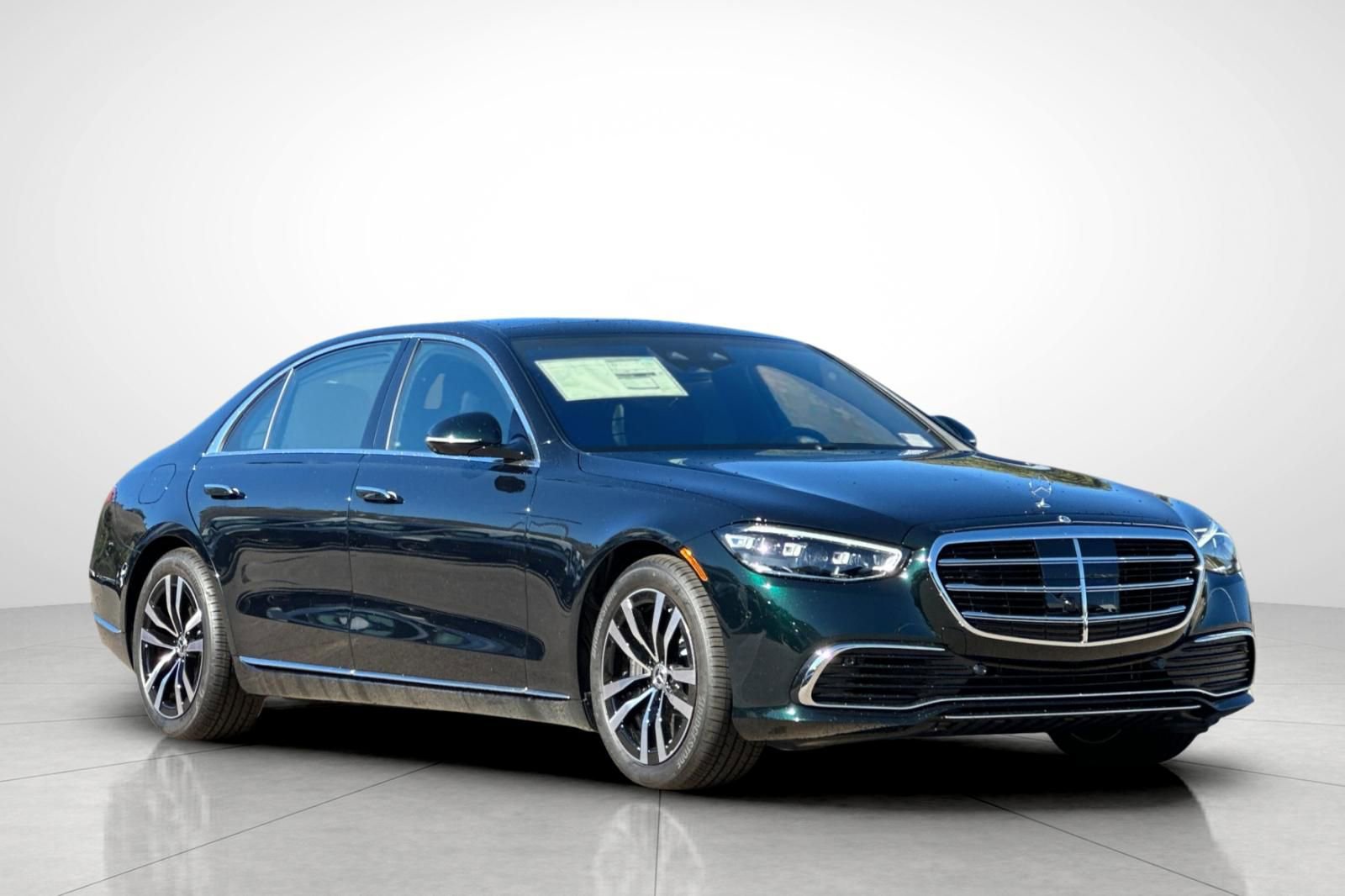 New 2026 Mercedes-Benz S 580 4MATIC Sedan image 28