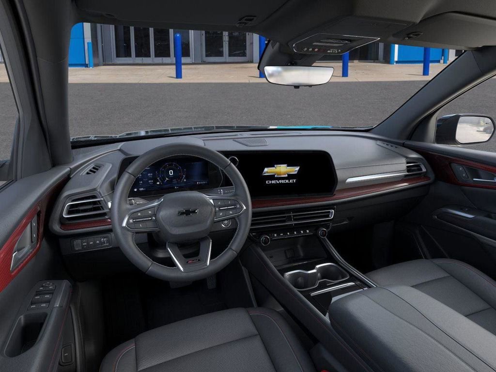 New 2026 Chevrolet Traverse Z71 w/ Driver Confidence Package image 16