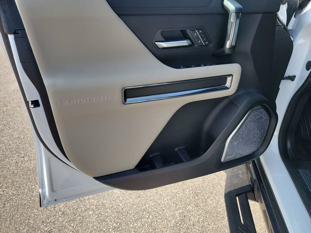 Used 2026 GMC Hummer EV SUV AWD/4WD image 19