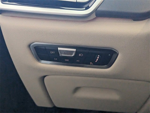 Used 2022 BMW X5 sDrive40i w/ Premium Package image 31