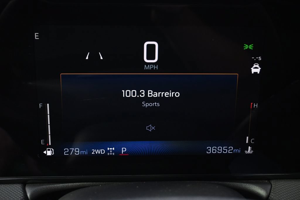 Used 2025 Chevrolet TrailBlazer LT AWD/4WD image 26