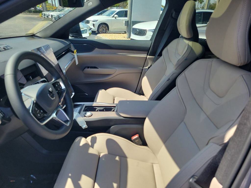 New 2026 Volvo EX90 Plus RWD image 6