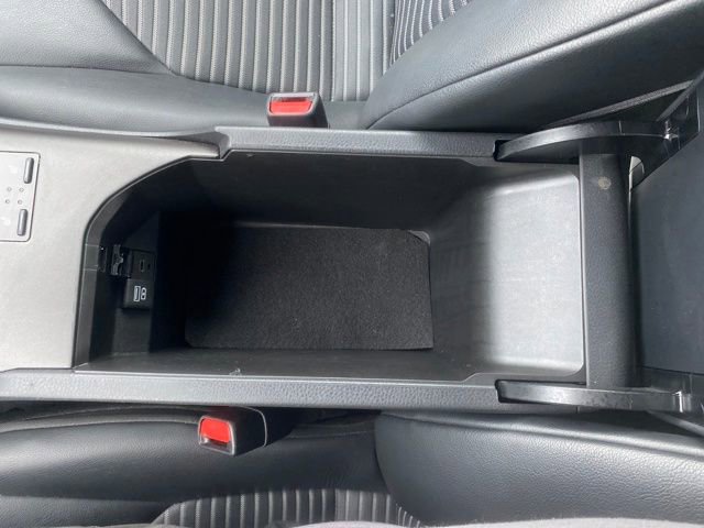 Used 2023 Toyota Camry SE image 14