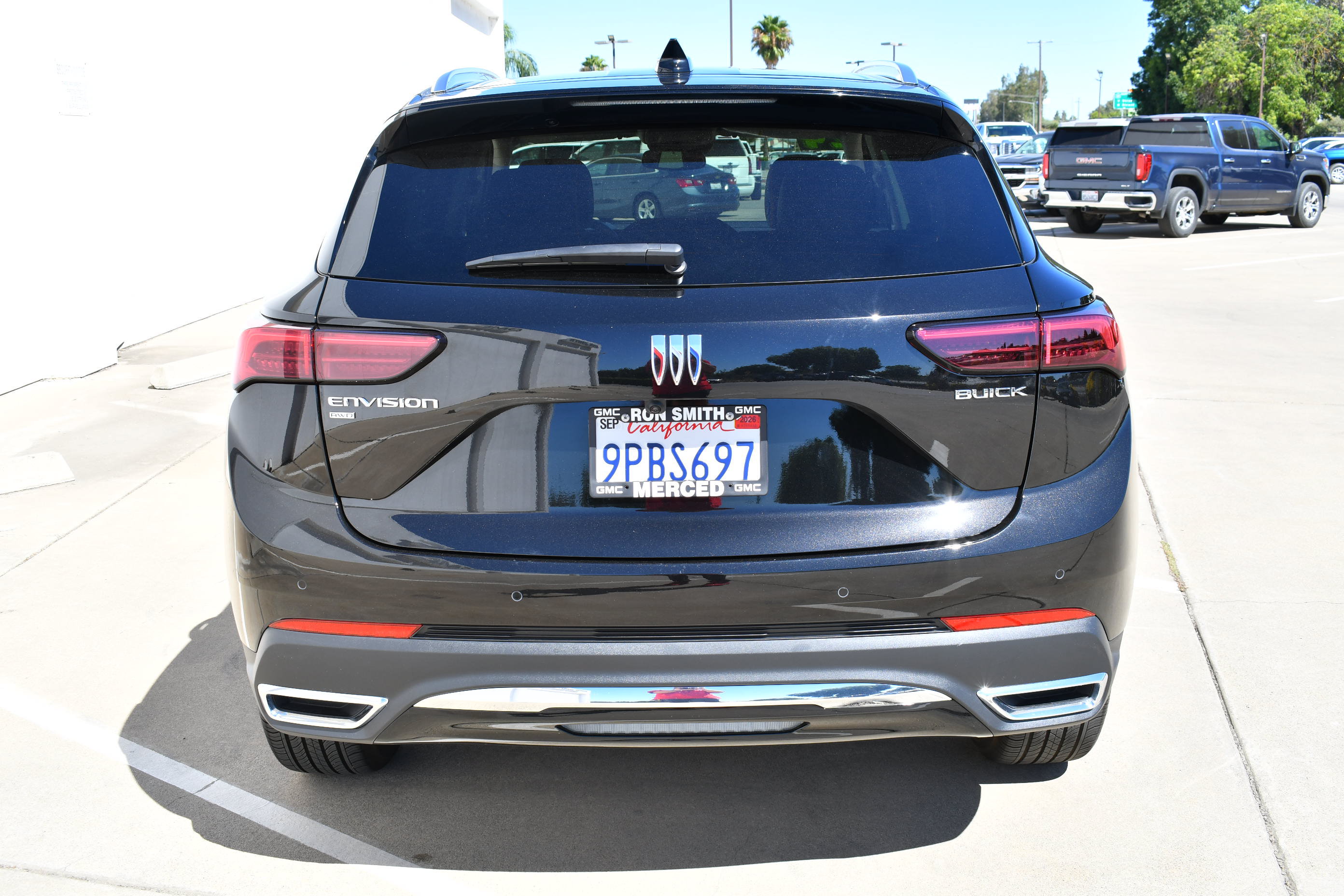 Used 2024 Buick Envision Preferred AWD/4WD image 7
