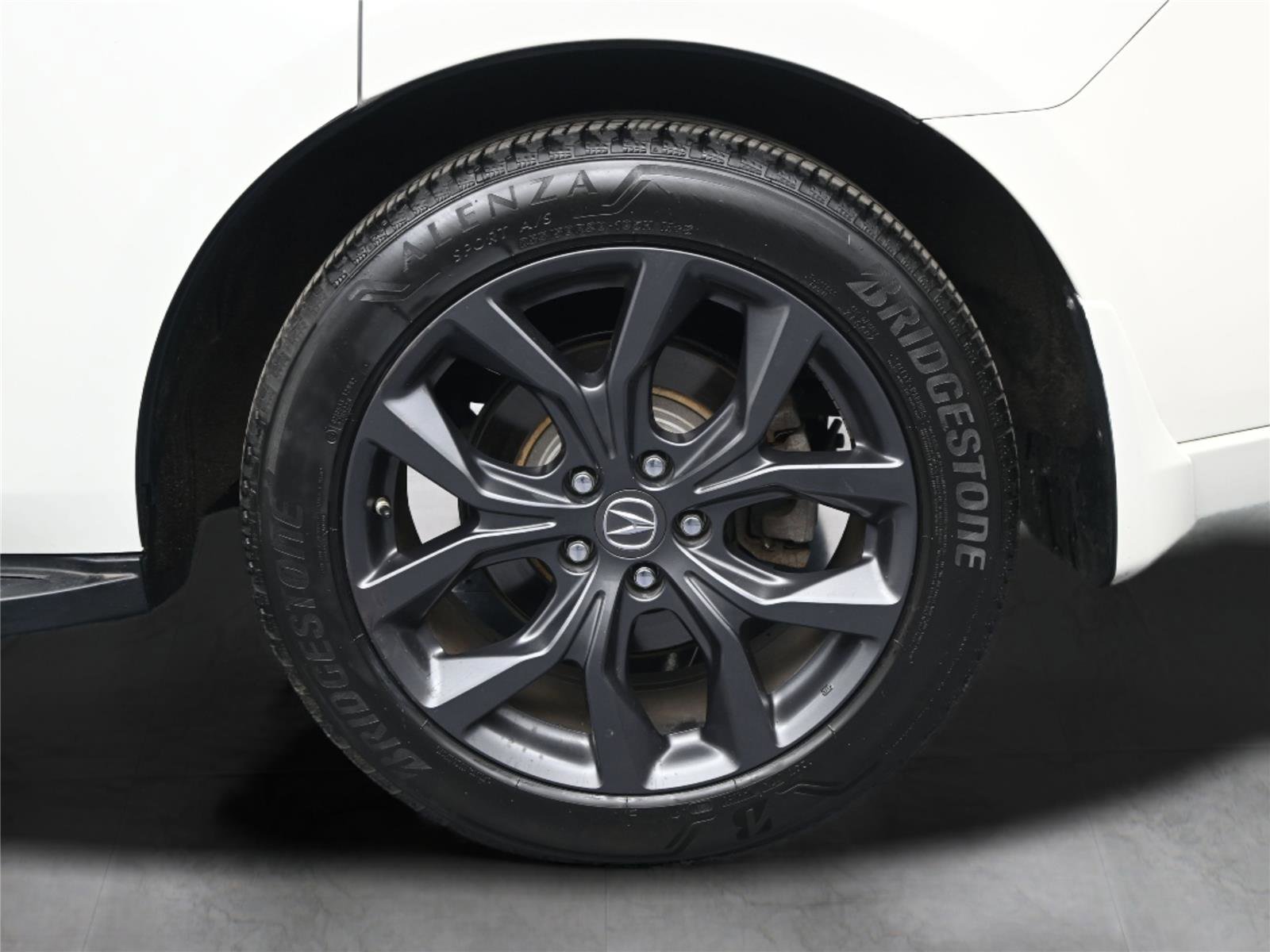 Used 2019 Acura MDX A-Spec image 11