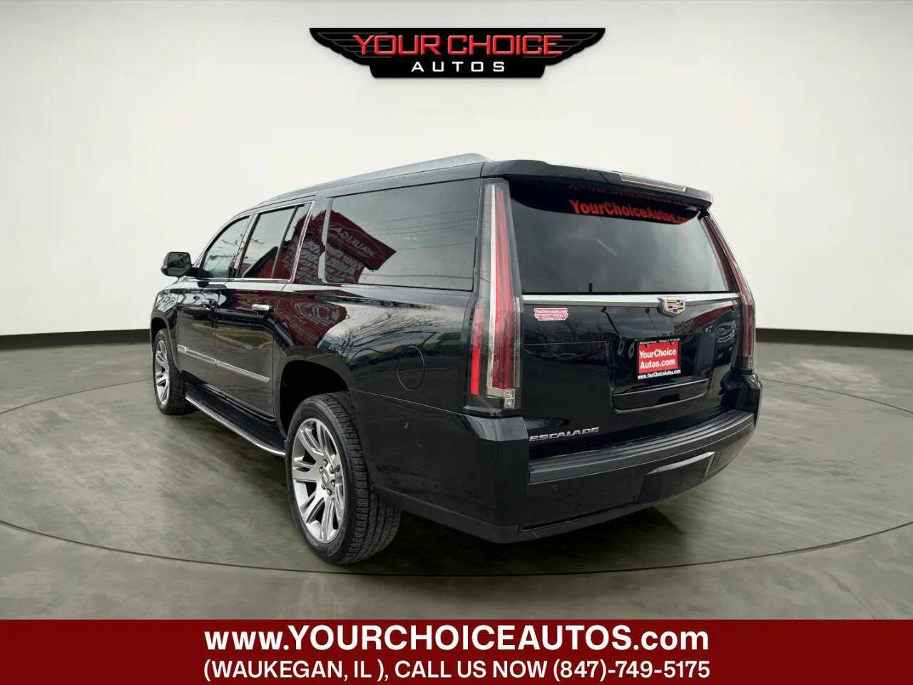 Used 2016 Cadillac Escalade ESV Luxury AWD/4WD image 3
