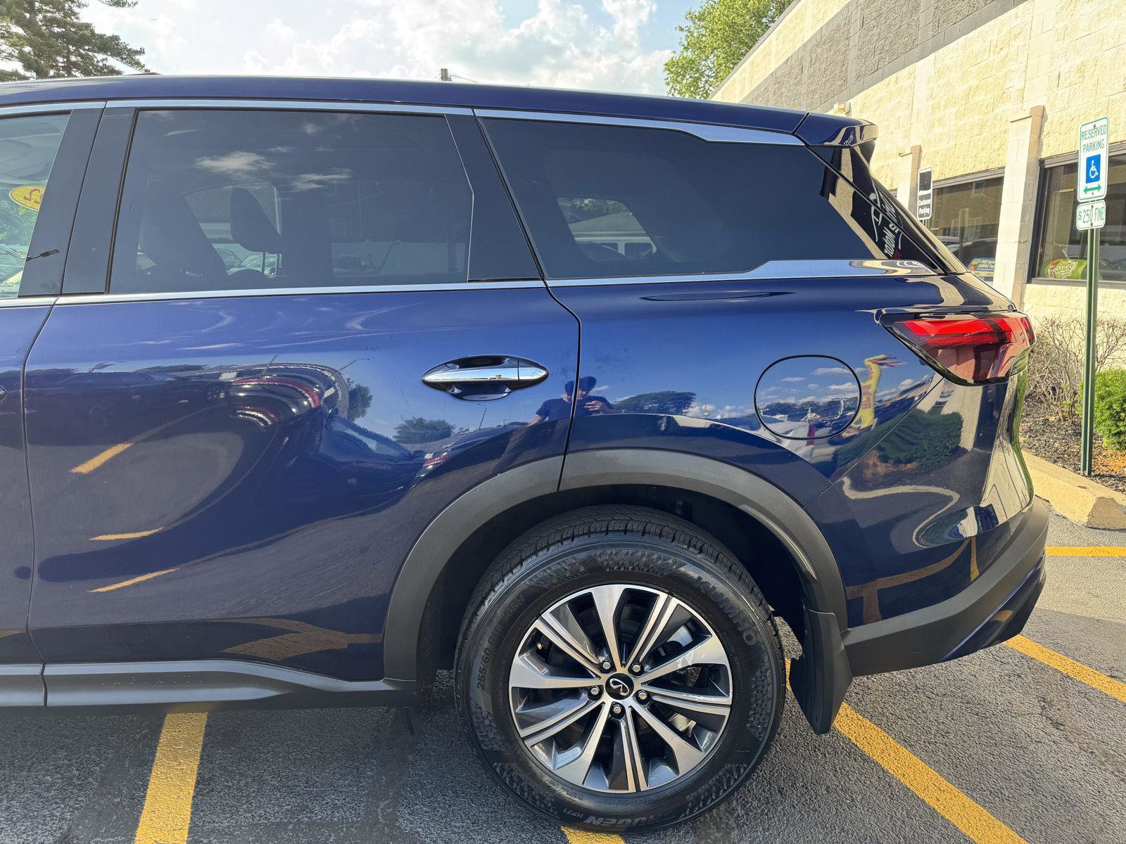 Used 2022 INFINITI QX60 Pure AWD/4WD image 21