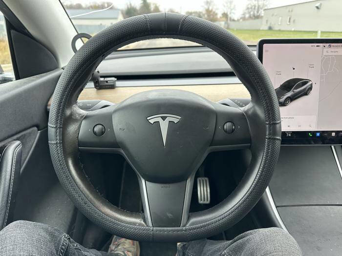 Used 2020 Tesla Model Y Performance image 22