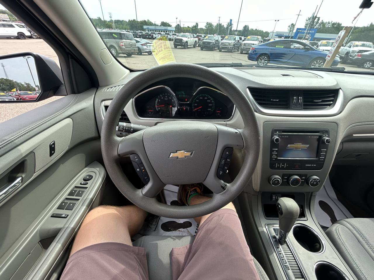 Used 2013 Chevrolet Traverse LS FWD image 27