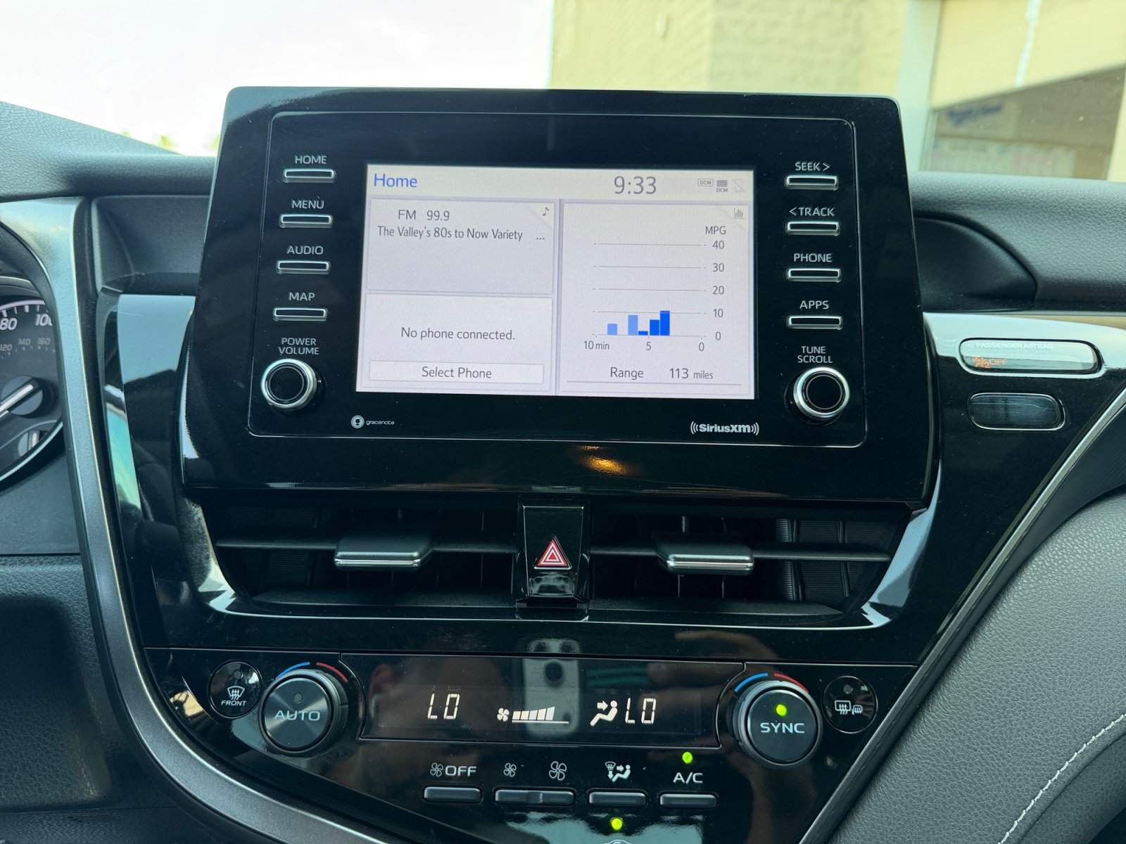 Used 2023 Toyota Camry SE FWD image 28