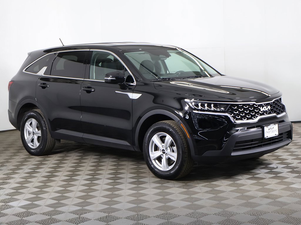 Used 2023 Kia Sorento LX image 51
