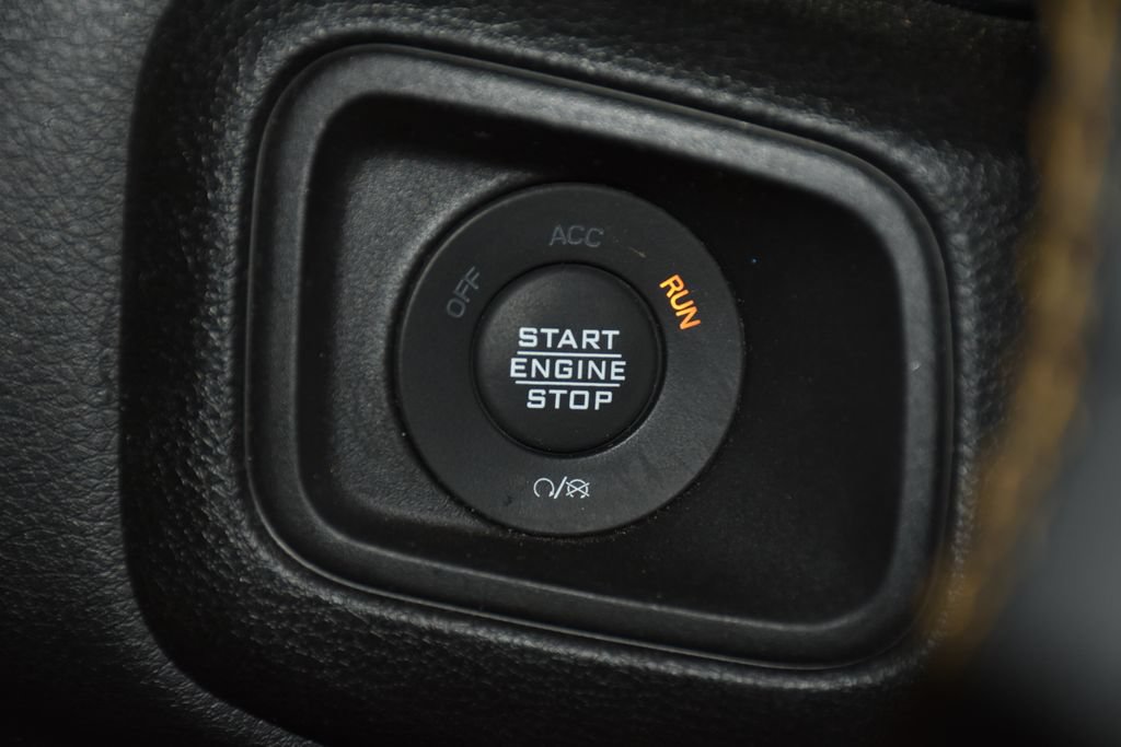 Used 2024 Jeep Wrangler Unlimited AWD/4WD image 15