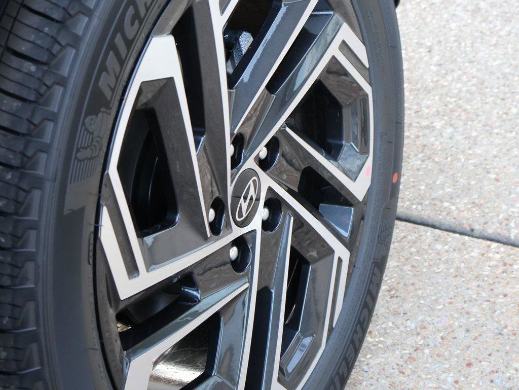 New 2026 Hyundai Tucson Limited image 42