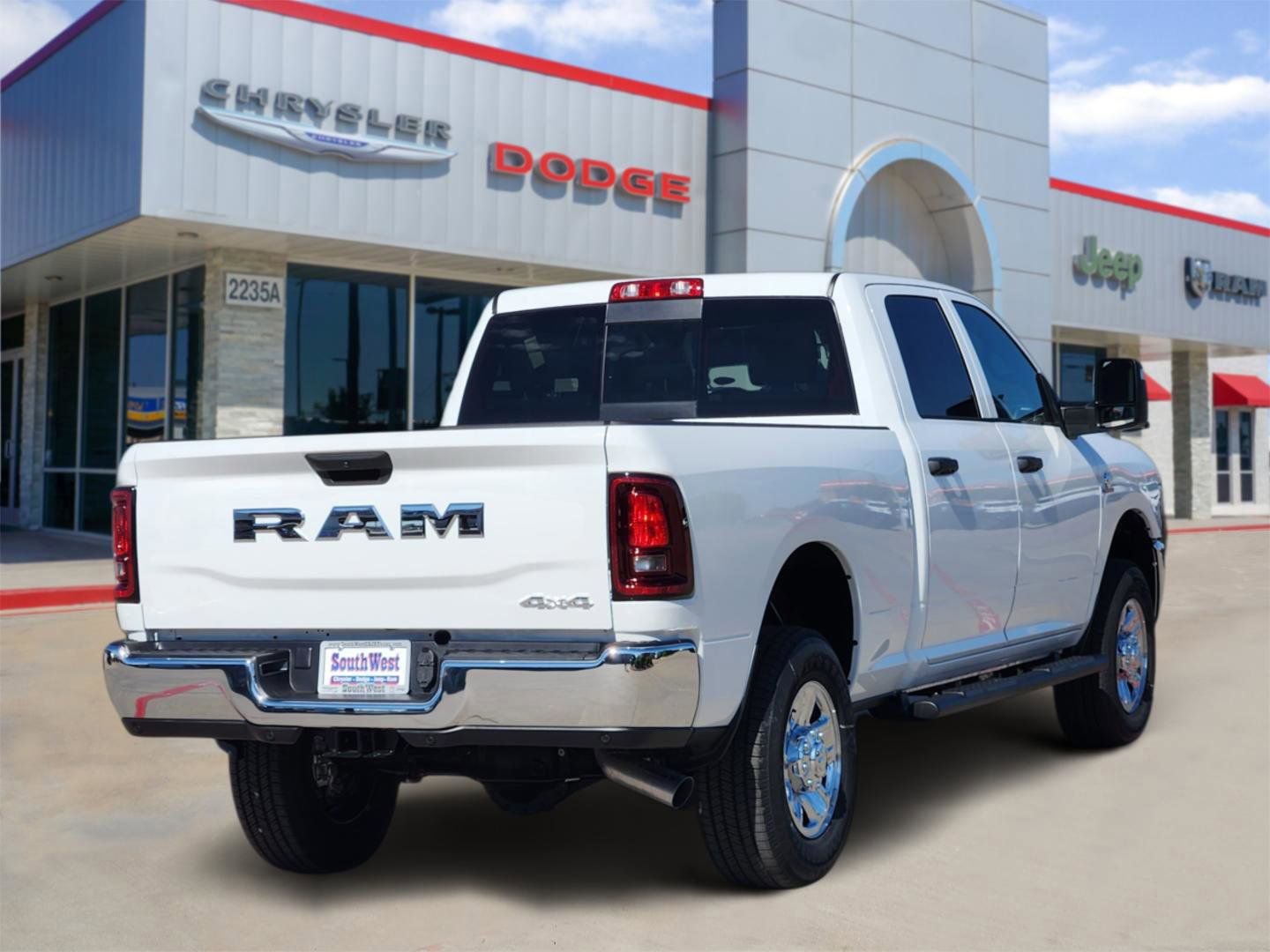 New 2026 RAM 2500 Tradesman AWD/4WD image 5