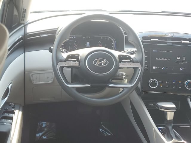 Certified 2024 Hyundai Tucson SE AWD/4WD image 12
