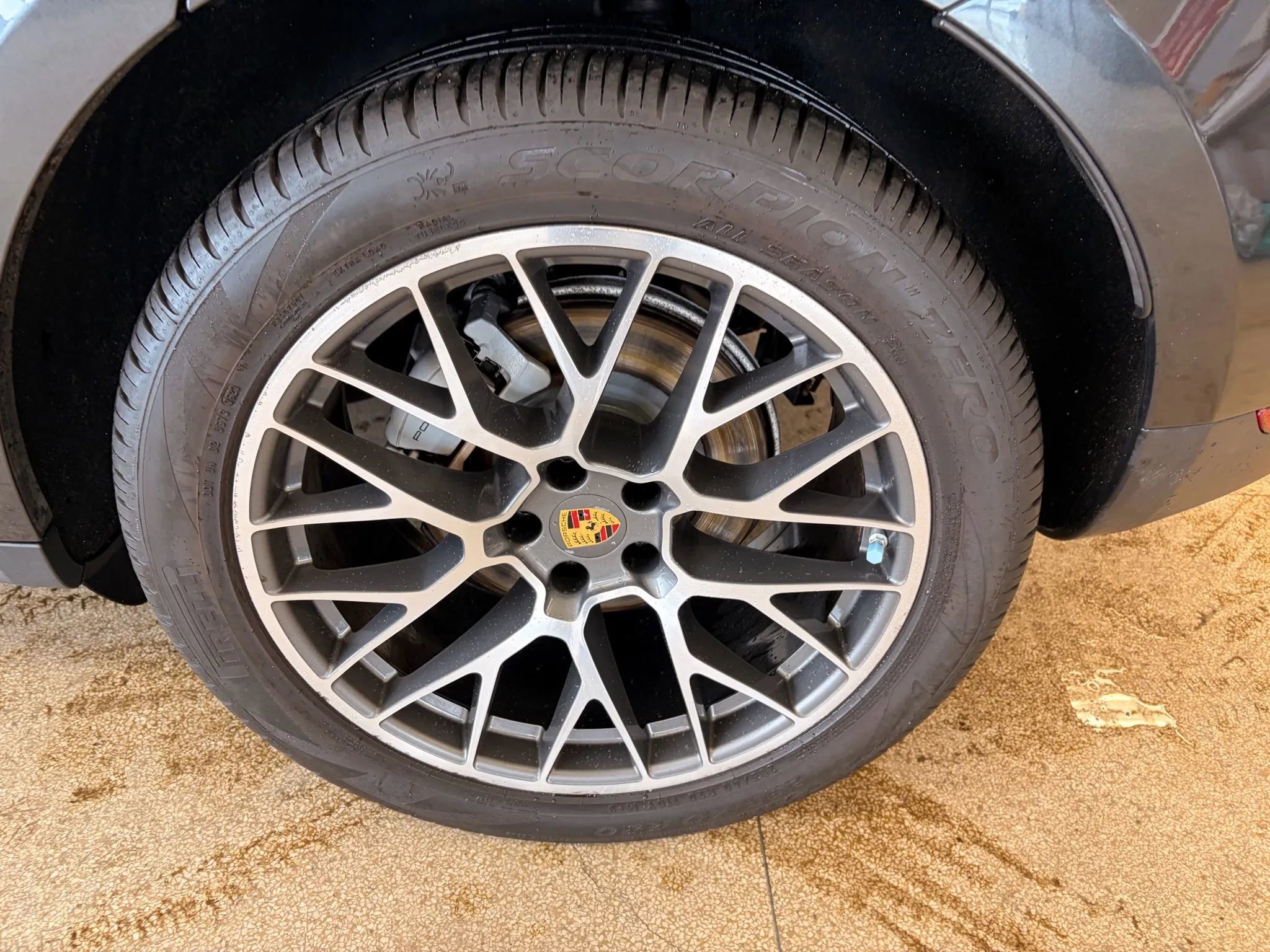 Used 2017 Porsche Macan S image 45