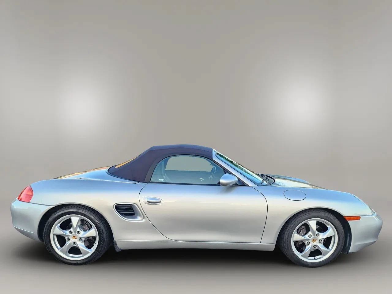 Used 2001 Porsche Boxster RWD image 5