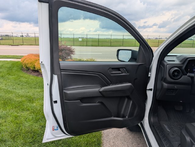 Used 2023 Chevrolet Colorado W/T RWD image 12