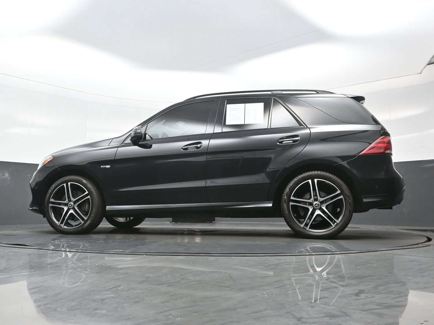 Used 2017 Mercedes-Benz GLE 43 AMG 4MATIC image 33