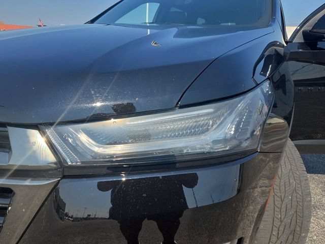 Used 2022 Chevrolet Traverse RS w/ LPO, 'HIT The Road' Package FWD image 27