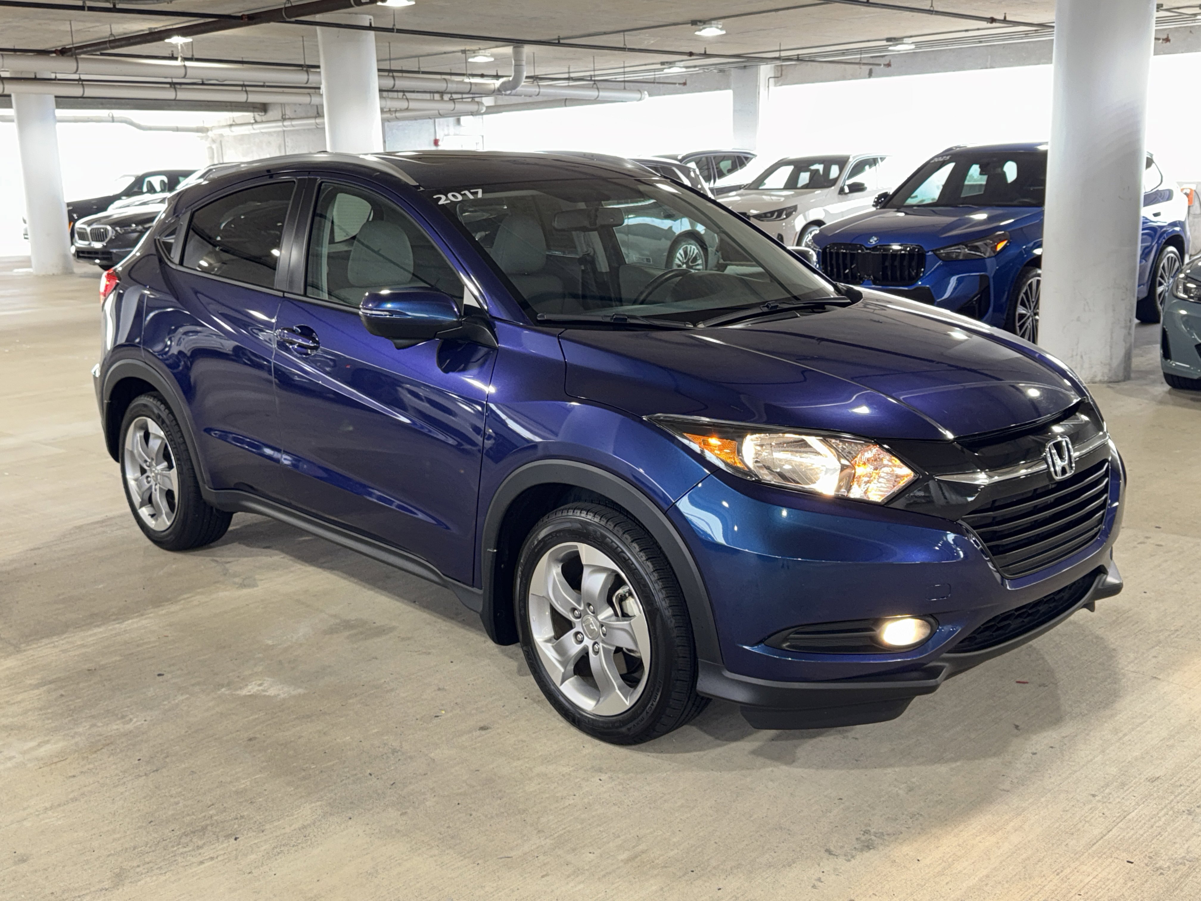 Used 2017 Honda HR-V EX-L image 2