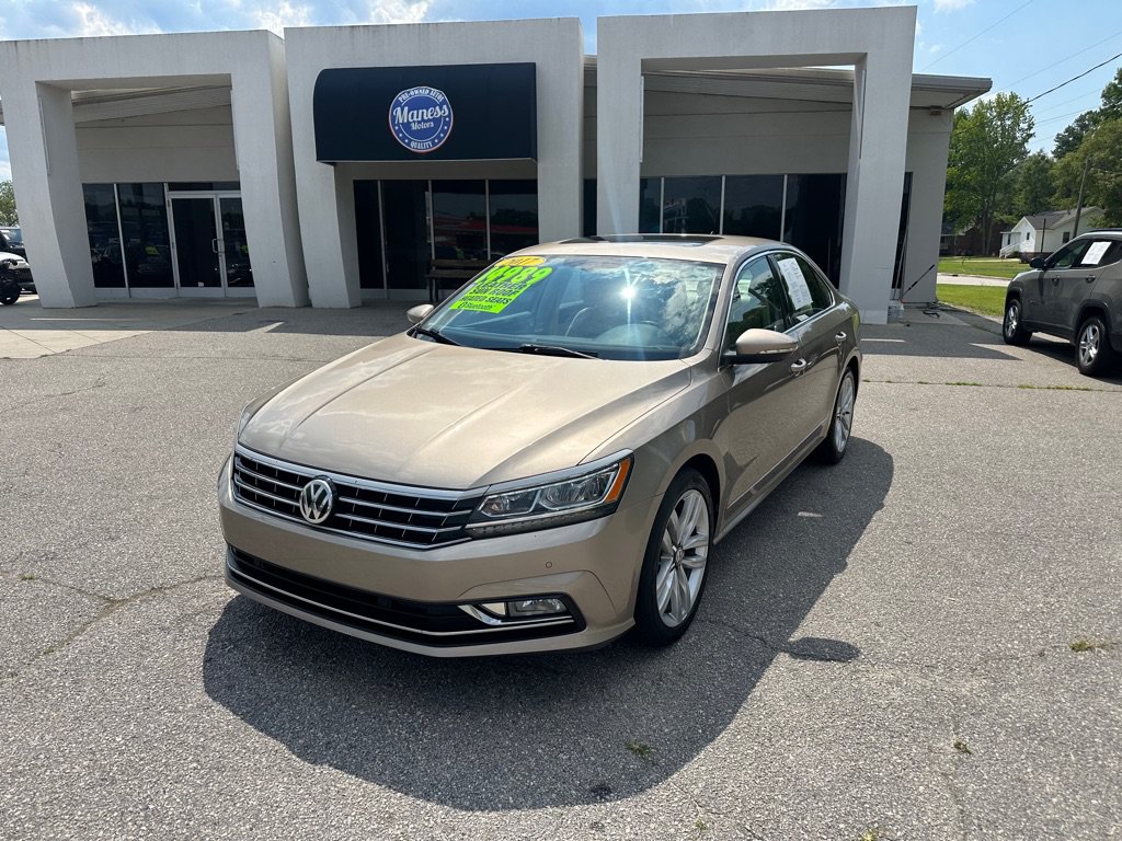 Used 2017 Volkswagen Passat 1.8T SE