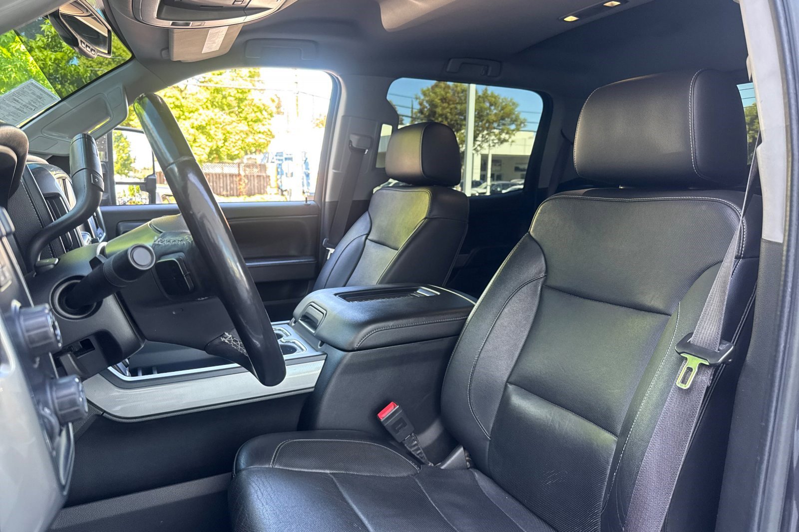 Used 2016 Chevrolet Silverado 2500 LTZ w/ Duramax Plus Package AWD/4WD image 21
