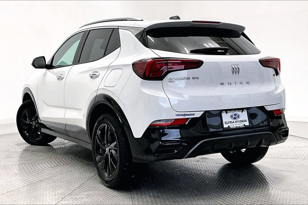 Used 2024 Buick Encore GX Sport Touring w/ Advanced Technology Package AWD/4WD image 12