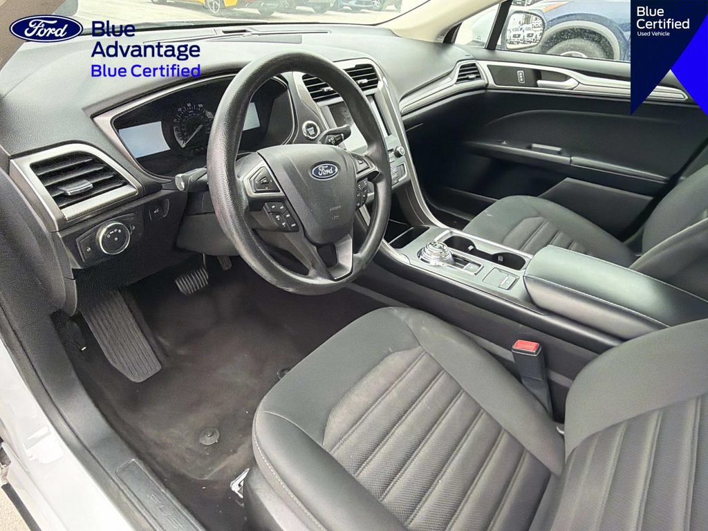 Used 2018 Ford Fusion SE w/ Fusion SE Technology Package FWD image 17