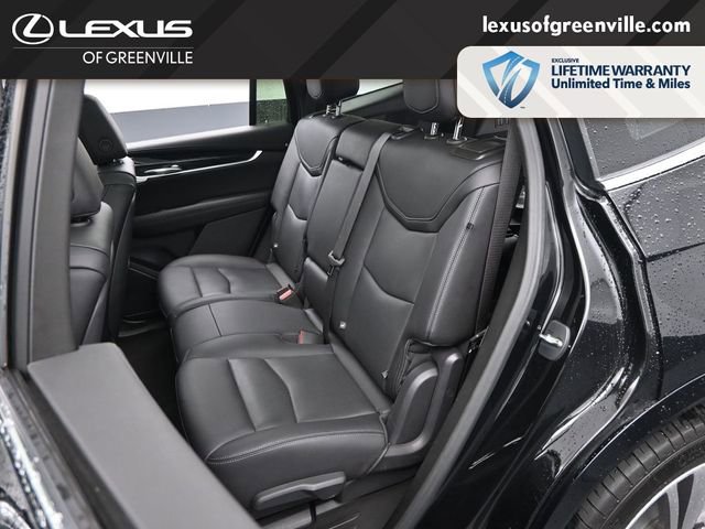 Used 2023 Cadillac XT6 Premium Luxury image 29