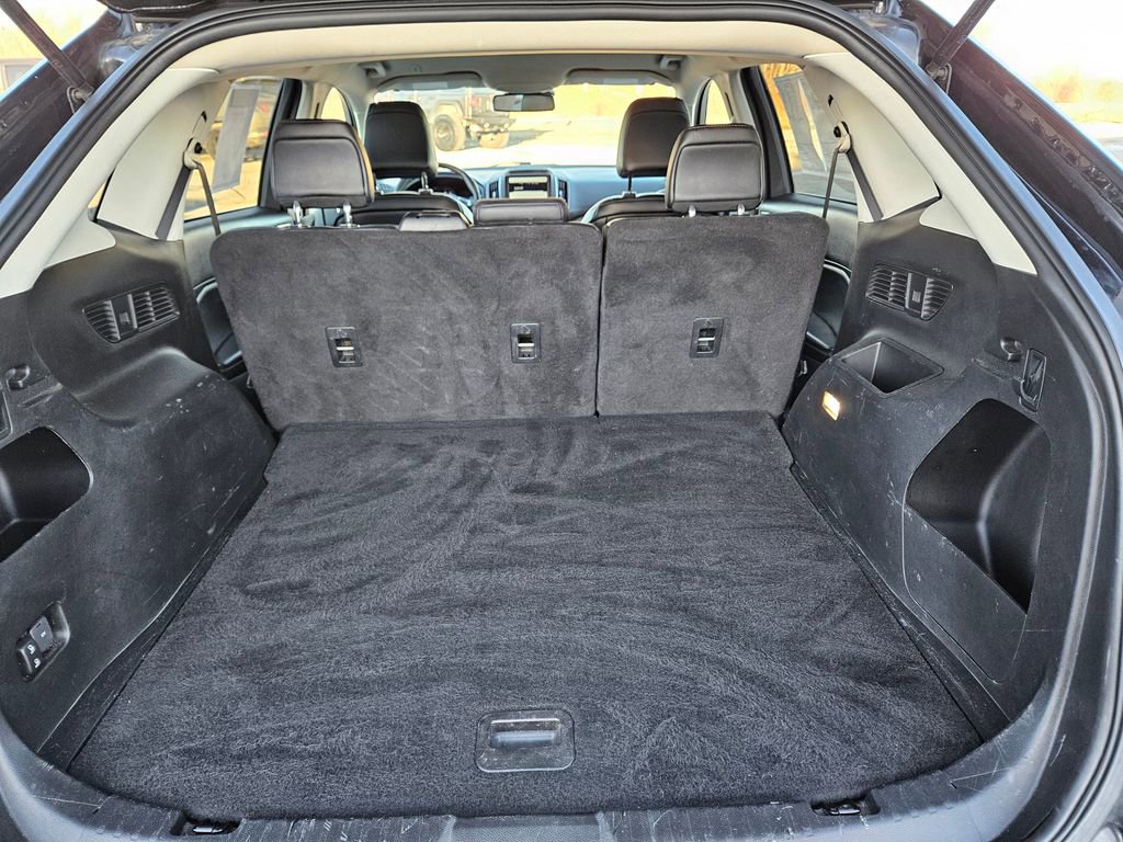 Used 2022 Ford Edge SEL image 28