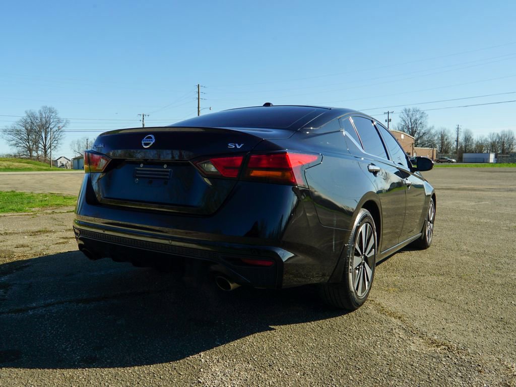 Used 2019 Nissan Altima 2.5 SV image 3