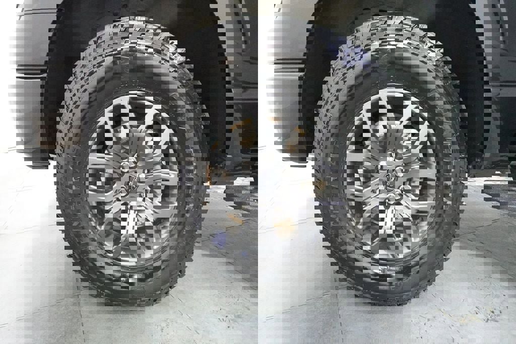 Certified 2022 Ford F150 Tremor w/ Equipment Group 402A High AWD/4WD image 36