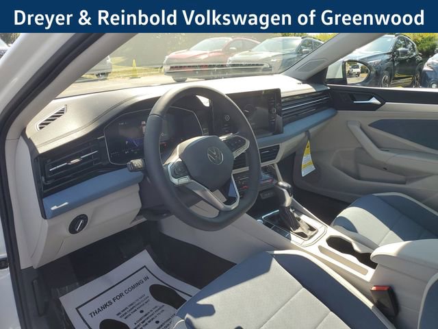 New 2025 Volkswagen Jetta SE image 19