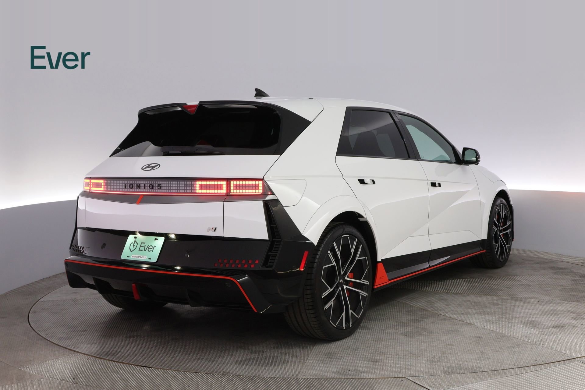 Used 2025 Hyundai Ioniq 5 N AWD/4WD image 3