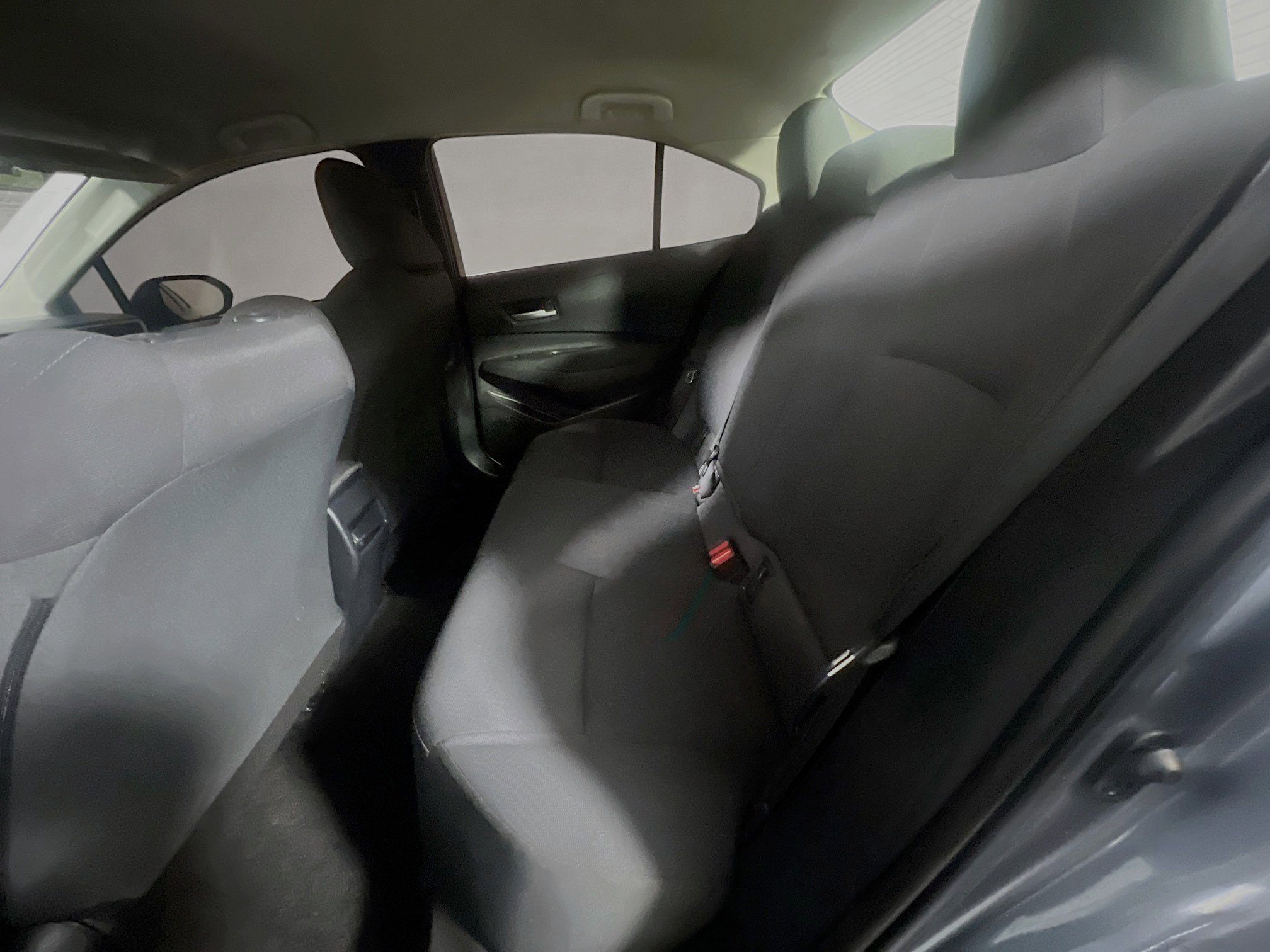 Used 2021 Toyota Corolla LE FWD image 28